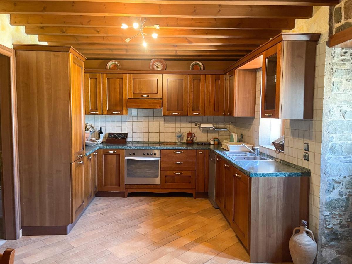 Case de vacanță Echo Traditional House - ηχώ παραδοσιακό σπίτι